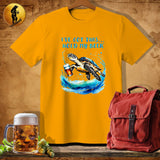 MyDesigns Physical Item Gold / S Turtle Artist T-Shirt